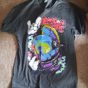 Abandon All Ships Band tee size M